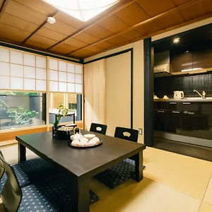 Miro Sanjo Umemiyacho Tei Holiday home